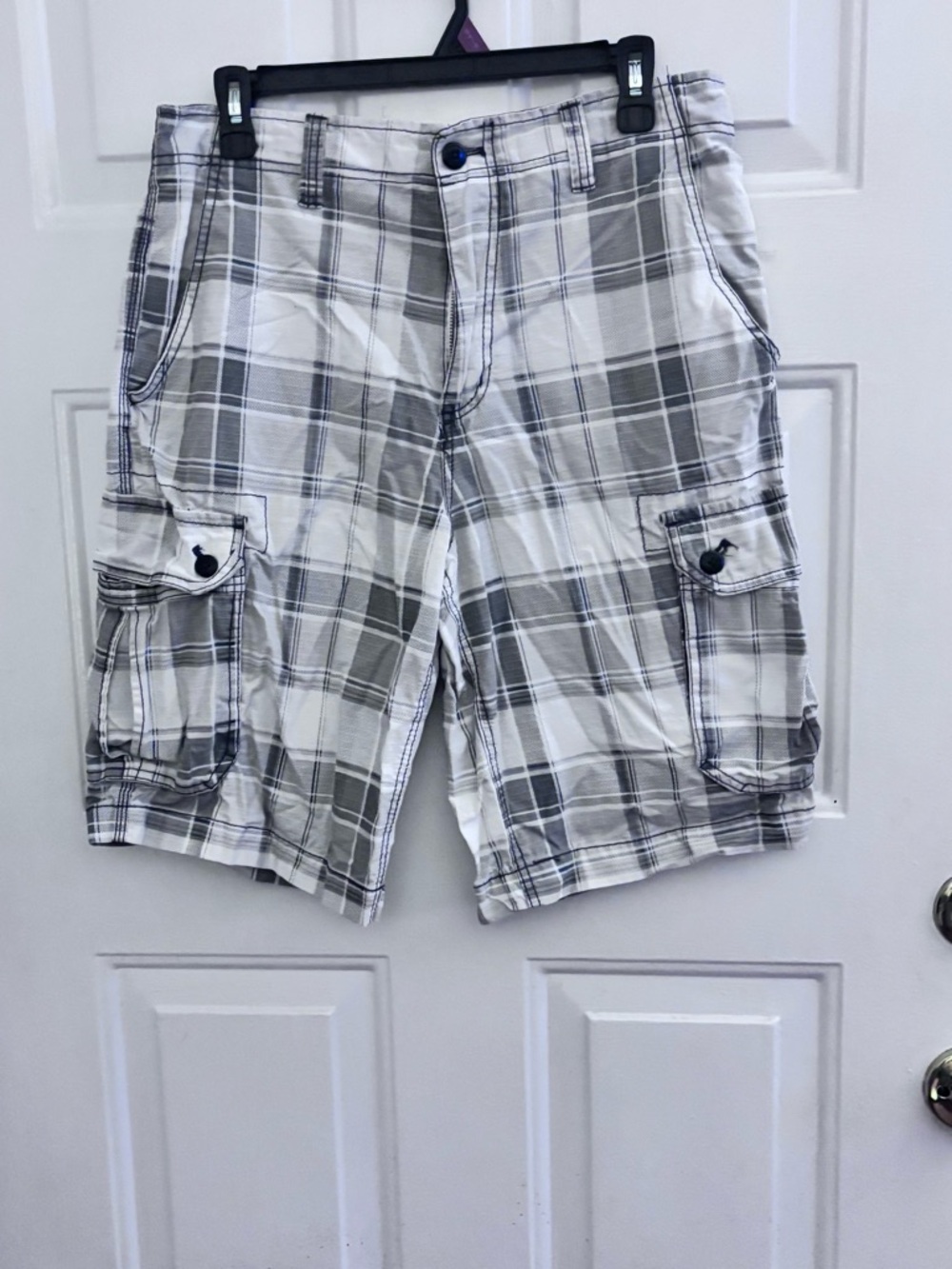 Faded Glory Men's White & Gray Plaid Cargo Shorts